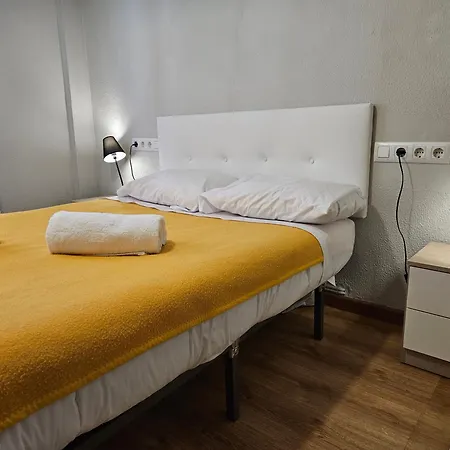 180a Apartamento En Cimadevilla ヒホン